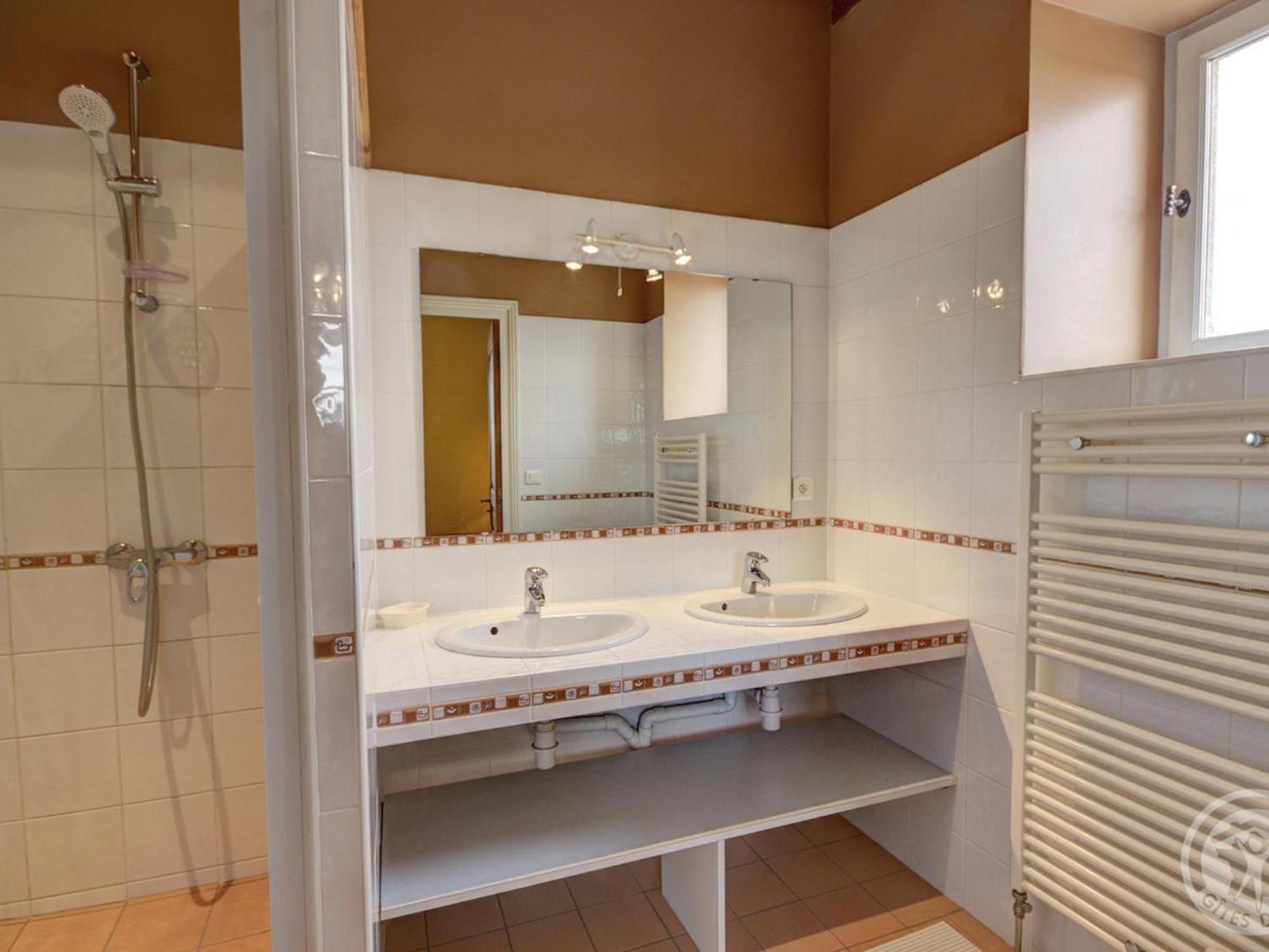 Belle Maison De Campagne Avec Piscine, 4 Chambres, Jardin Et Terrasse Pres De Montbrison - Fr-1-496-48 Chalain-le-Comtal Eksteriør billede