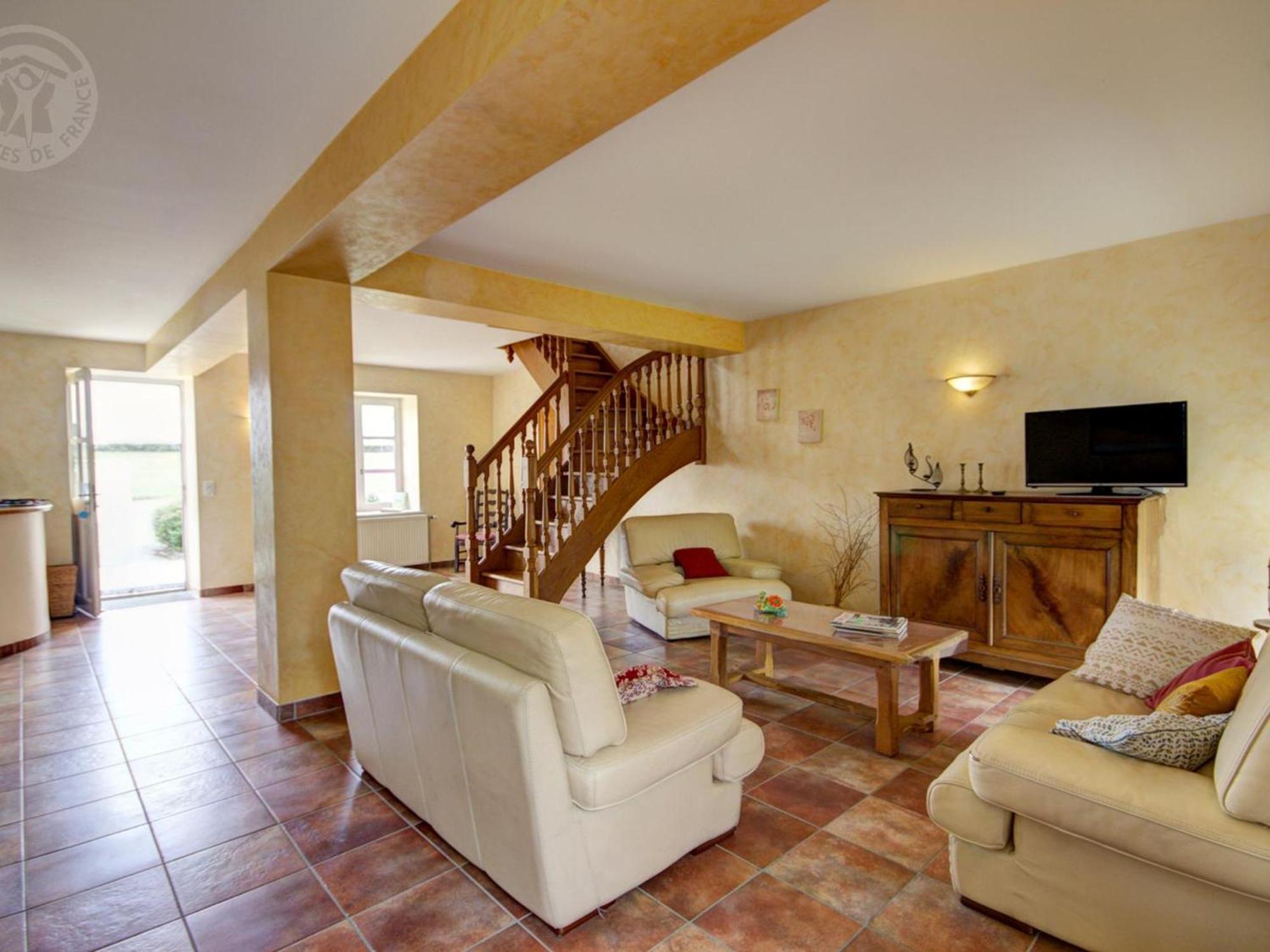 Belle Maison De Campagne Avec Piscine, 4 Chambres, Jardin Et Terrasse Pres De Montbrison - Fr-1-496-48 Chalain-le-Comtal Eksteriør billede
